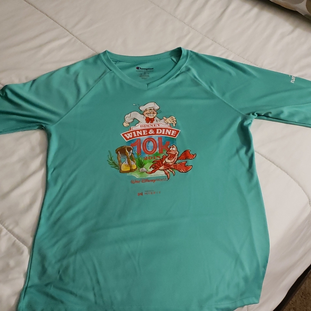 2018 Wine & Dine 10k runDisney long sleeve shirt